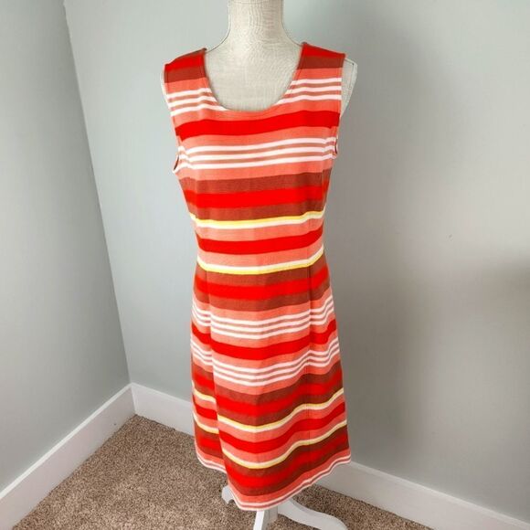 LANDS END SLEEVELESS ZIPPER BACK POCKETS KICK BACK SLIT DRESS SIZE 10 - Picture 1 of 8